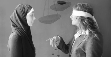 Musulmane voilée et féminisme aveugle